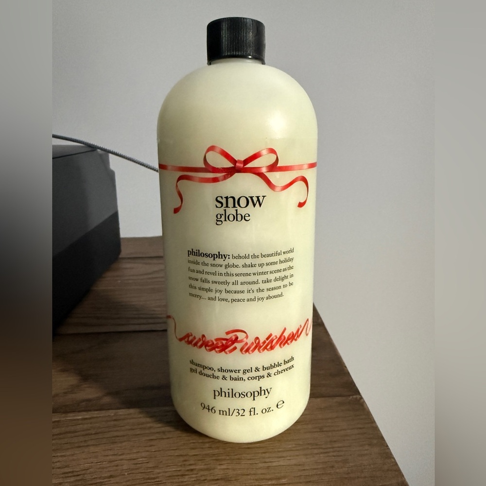 NWT! Philosophy ‘Snow Globe’ 3 in 1 Shampoo, Shower Gel & Bubble Bath